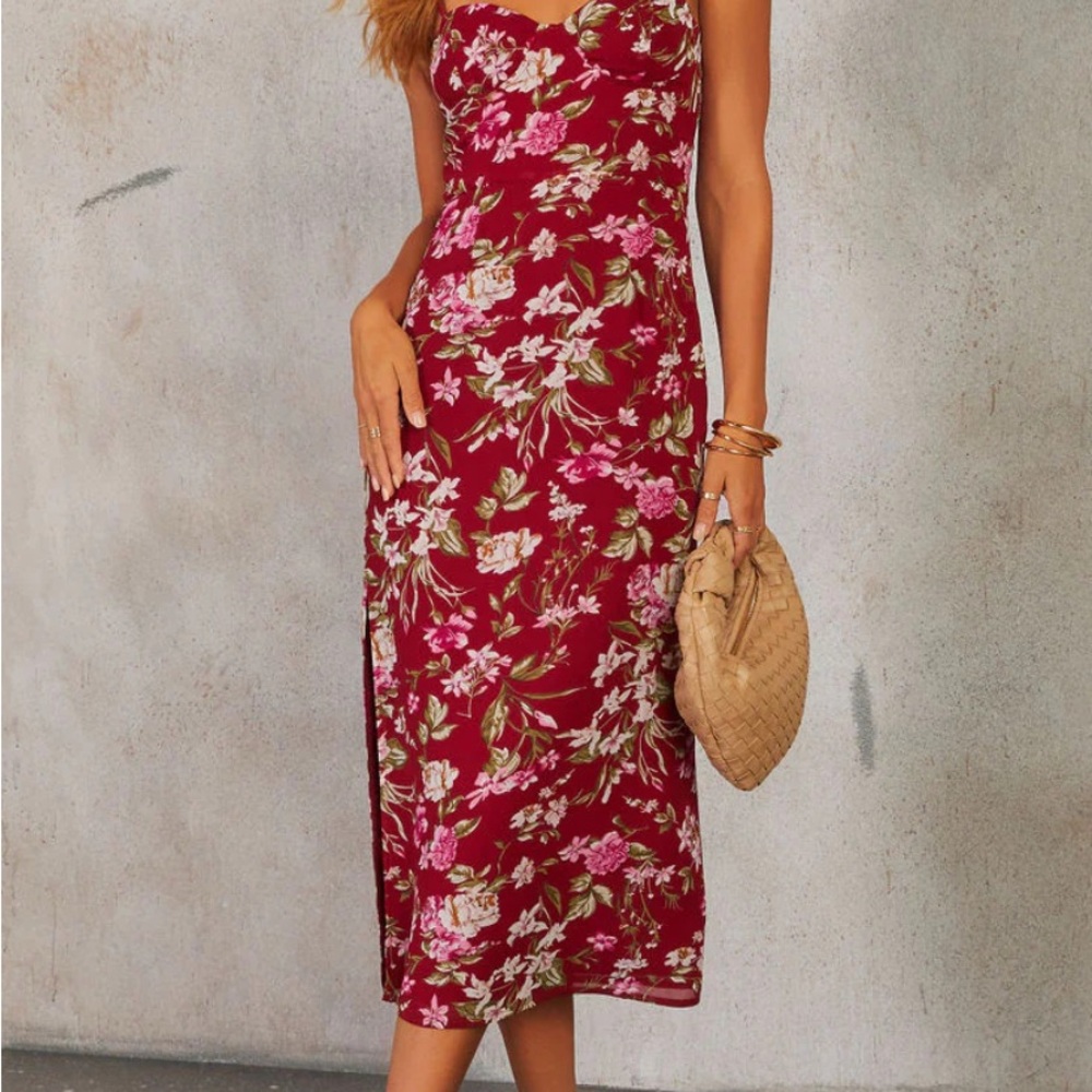 Vici Grace Blvd Floral Satin Midi Dress